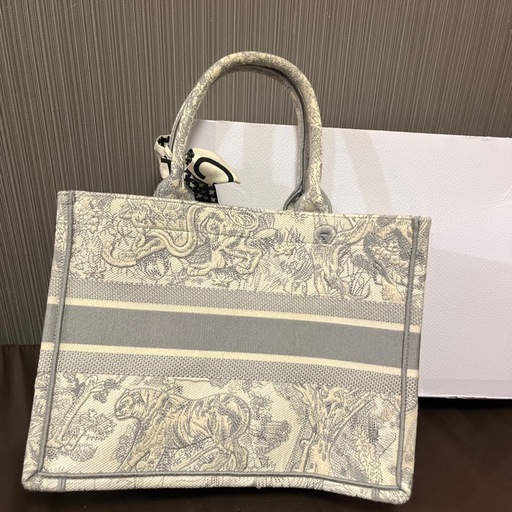DIORトートバッグ