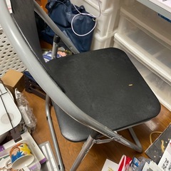 折りたたみ椅子