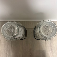 ★お値下げ中★【土台付き】ガラス製ドリンクサーバーの画像