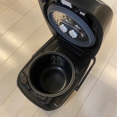 炊飯器　アイリスオーヤマの画像