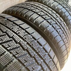 【スタッドレス】 MAXTREK TREK M7 plus 225/50R17 98H 中古タイヤ4本セットの画像