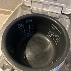 パナソニック炊飯器SR- PB107の画像