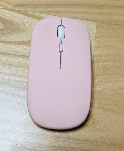 ［本日限定お値下げ］［レディース用?］ホワイトとピンクのモニター、BluetoothキーボードとマウスとBluetoothスピーカー（