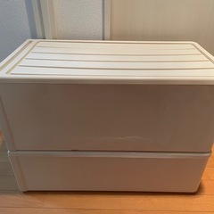 衣装ケースの画像