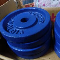 トレーニンググッズ　ダンベル2個(可変式)＋ハンドグリップ 2個　の画像