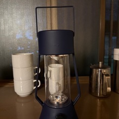 ニトリランタン