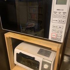 （木）1730-16電子レンジ・オーブントースター・ミキサー・木製棚の画像