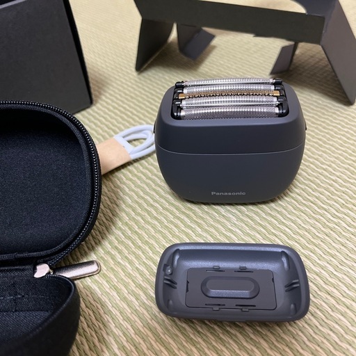 パナソニックシェーバー　ラムダッシュパームイン