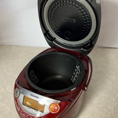 TOSHIBA 東芝 炊飯器 RC-6XE レッドの画像