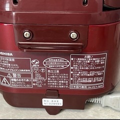 TOSHIBA 東芝 炊飯器 RC-6XE レッドの画像
