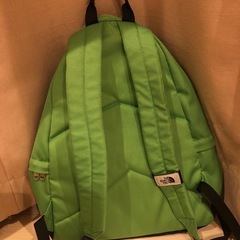 THE NORTH FACE 緑 ネイビー リュック21Lの画像