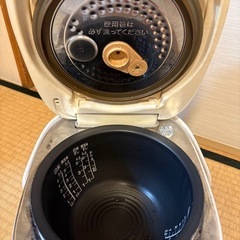 東芝　炊飯器の画像