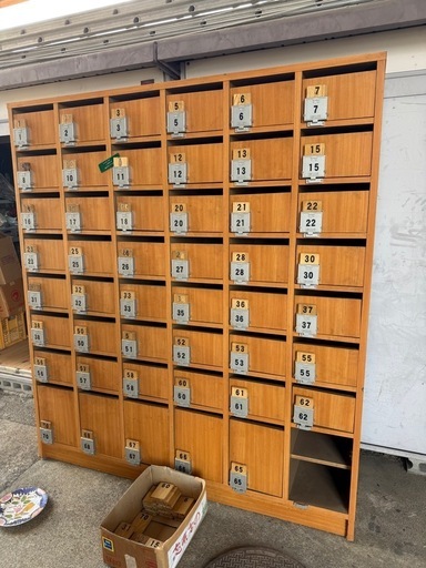 昭和木製ロッカー