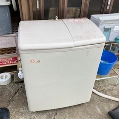 2層式の洗濯機