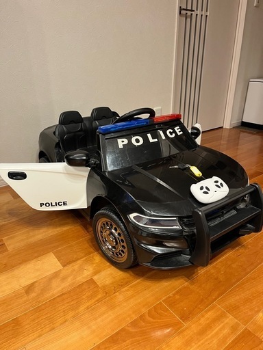 乗用玩具　乗って遊べるパトカー　ラジコン
