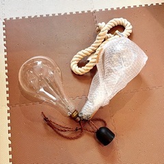 大　電球　
