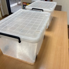 衣装ケース2個あります。2個まとめてお願いします。引取限定
