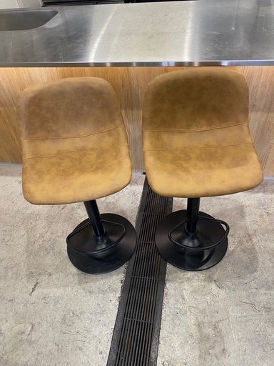 カウンターチェア（ほぼ新品）