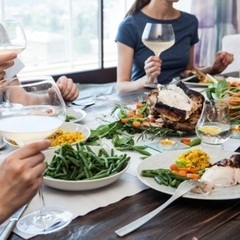 移住者限定の食のコミュニティ！ランチ仲間募集！ 夜の会食も有り。...