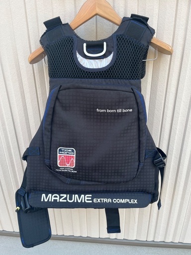 MAZUME EXTRA COMPLEX ブラックライフジャケット