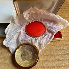 金の朱肉ケース　平成18年　叙勲記念品の画像