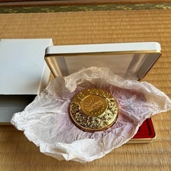 金の朱肉ケース　平成18年　叙勲記念品