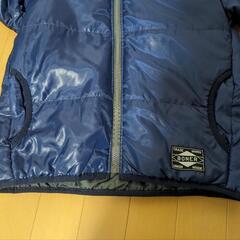 【未着用】キッズ　中綿アウター　サイズ150の画像
