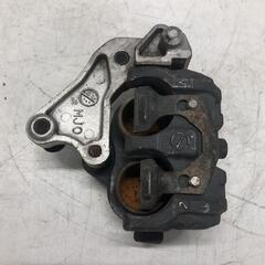 HONDA CBR400F フロントキャリパー右 ホンダ [Y-250328-7]の画像