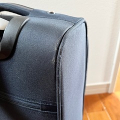スーツケースの画像