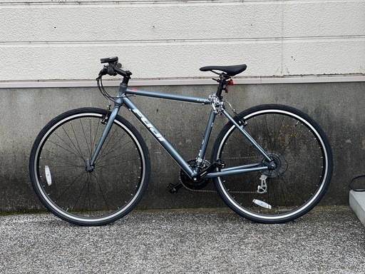 【美品】【2回のみ使用】【定期メンテ】FUJI RAIZ 2024年モデル クロスバイク アクセサリー付