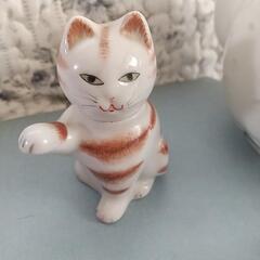 中国製陶器セット 急須 猫醤油さし2点セットの画像