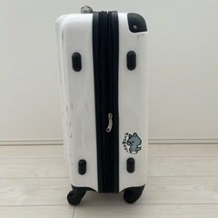 キャリーケース　鍵付きの画像