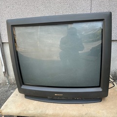 レトロなシャープのブラウン管テレビ　25型