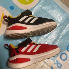 adidas子供靴13センチの画像