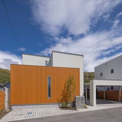 新築モデルハウス「庭へ広がるLDKと吹抜のある暮らし」