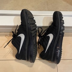 【美品】Nike Air Max 2017 "Triple Black" 23.5の画像