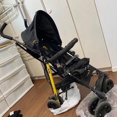ジープ　Jeepベビーカー　