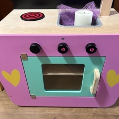 ミニーマウス　一緒にクッキング！にぎやかキッチン　ミニーちゃん　おままごと 木製 おもちゃ ピンク キッチン トイザらス 知育玩具の画像