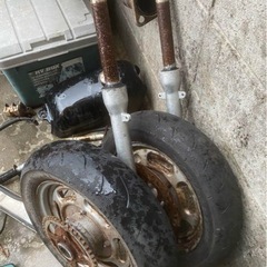 ホンダ エイプ 足回り