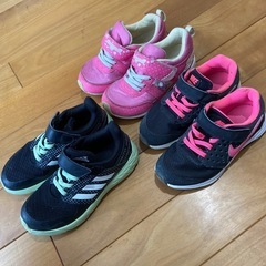 そこそこきれいなスニーカー17-18の画像