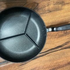 仕切りフライパン　　お弁当用の画像