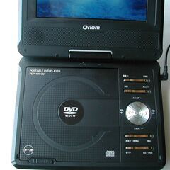 ポータブル🎈　DVDプレーヤー 7インチ