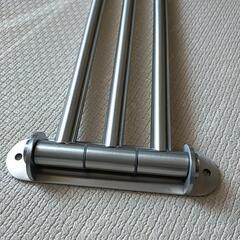 IKEA ブログルンド タオル掛け 伸縮 ステンレスの画像