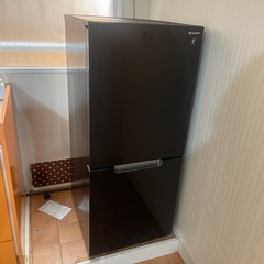 シャープ冷凍冷蔵庫！152L！