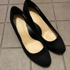 美品★Mパンプス