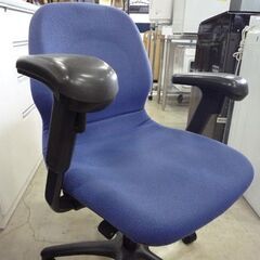 okamura エルゴノミクスチェア CX33ZR 肘あり リクライニング可能 幅63cm オフィスチェア 昇降式 ファブリック ブルー系 オカムラ OAチェア 椅子 チェア イス いす 札幌市東区 新道東店の画像