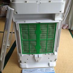 除加湿清浄機２０１３年製の画像