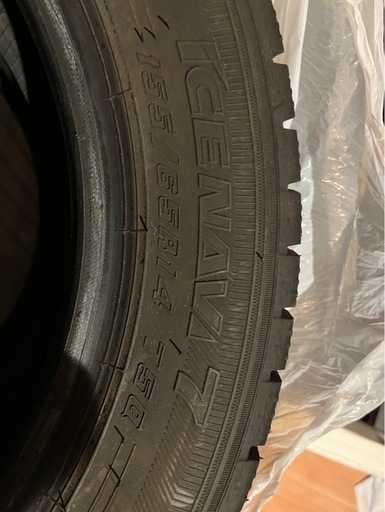 スタッドレスタイヤ　4本