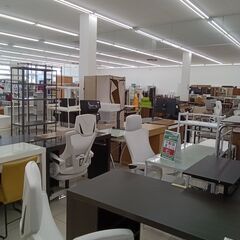 ★ジモティ割あり★  オフィスチェア ホワイト H115×D50×W59 クリーニング済み HJ6336の画像