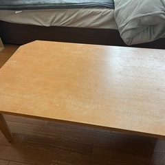 テーブル